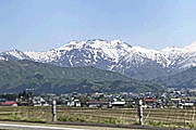 会津駒ケ岳方面の山々